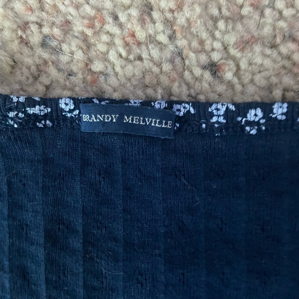 brandy melville baby tee